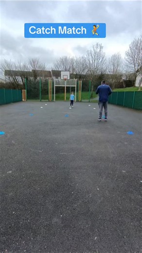 Kev Weir | PE and Coaching on Instagram: "Try this throwing and catching game in your next lesson. #justplaysports #peteachersofinstagram #teacher #teachersofinstagram #physed #physedteacher #physicaleducation #pe #peteacher #physicaleducationteacher #teacherlife"