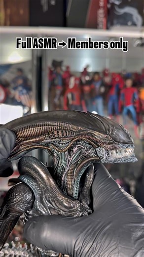 Members can access to the full satisfying Alien ASMR!! #asmr #satisfying #alien