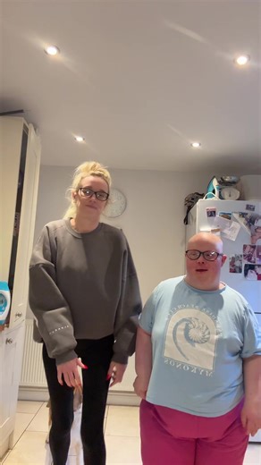 Emma Butler (@emmabutler86)’s videos with original sound - Feng Yi Lu