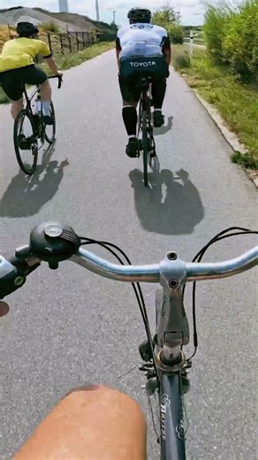 Color correcting my cycling content 🧐