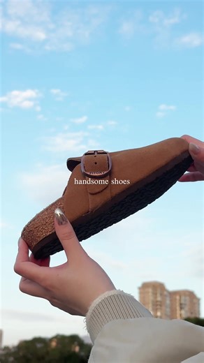 I have been missing out without these clogs!!!!! o M g #clogshoes #clogs #shoes #fitory#slideonshoes