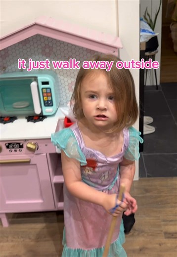 Now she’s the one making up stories 🤦🏽‍♂️ #family #toddler #firsttimedad @@One Piece Netflix