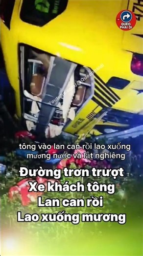 National Highway 14, Dak To commune (Quang Ngai): Passenger bus loses control, plunges into ditch...