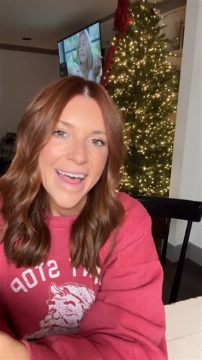 ✨ What is a PRP Facial? Also known as the “vampire facial,” this treatment uses your own platelet-rich plasma to naturally boost collagen, smooth texture, and revive your glow. After a quick blood draw, the PRP is applied with microneedling to stimulate deep rejuvenation with minimal downtime. 🎁 Day 1 of JUVE’s 12 Days of Christmas! We’re starting strong with 20% off PRP Facial Injections — the ultimate natural-glow treatment. 📞 Call to book and lock in your discount: 912-259-9802 #12daysofchr