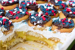 No-Bake NILLA Wafer Cake   Video