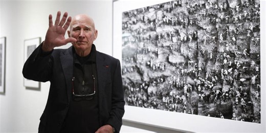 Murió Sebastião Salgado, el fotógrafo brasileño que retrató la Amazonia en blanco y negro