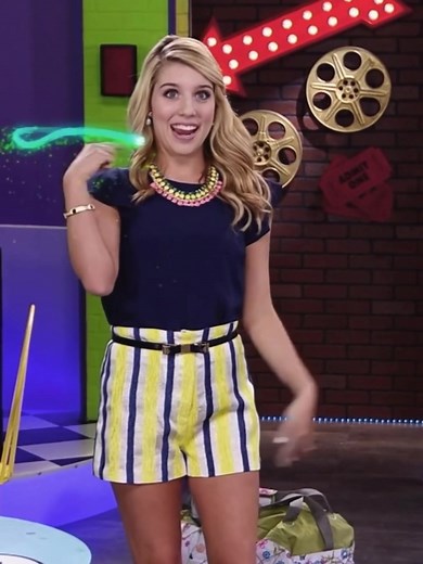 the way maddie was always erasing gigi’s memory in season 4 #everywitchway #everywitchwayreboot #eww #altnick #everywitchwayscenes #ewwreboot #everyflopway #maddievanpelt #parissmith #everywitchwayspells