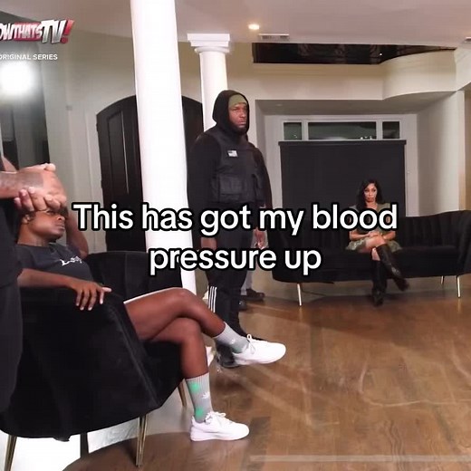 Intense Chain Dispute: Liddy vs Ivory Fight