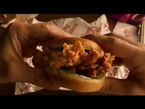KFC Commercial 2018 - (USA) : Crispy Colonel Sandwich