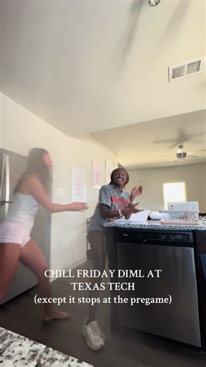 secretsarefunnn0 (@secretsarefunnn0)’s videos with Aint It Fun by Paramore - ☆ Audios ☆