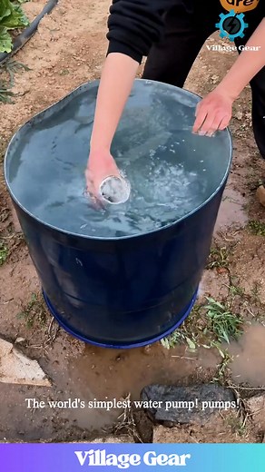 A _Magic_ Water-Moving Bottle is Now a Thing_😂 My Brain Just EXPANDED After Seeing This Hac | Googa Crafts