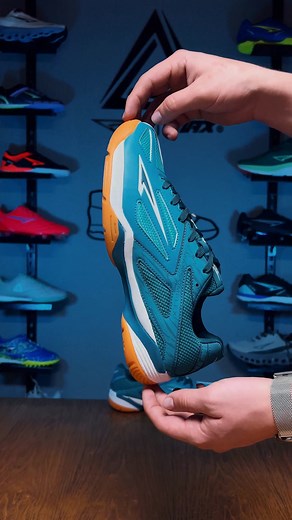 Tu juego merece lo mejor. Descubre la nueva colección de Max Sport para fútbol 11, microfútbol y deportes indoor. 👣 Encuéntralos en maxsport.com.co | Max Sport