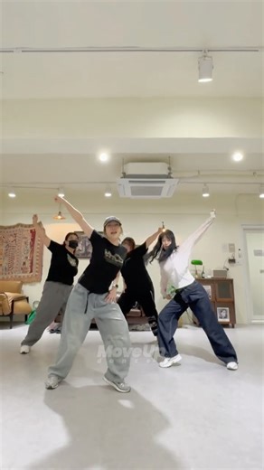 Im cooler than U #a2o_may #bbb #dance #tictok
