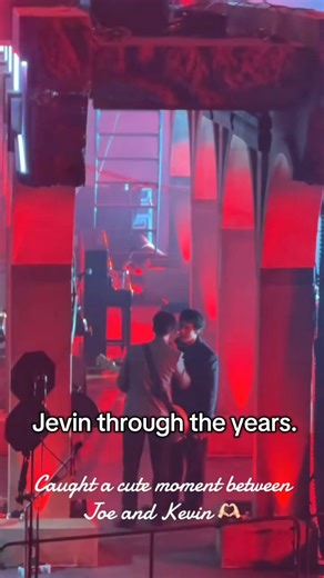 52K views · 1.2K reactions | Jevin through the years. Kevin and Joe Jonas through the years #kevinjonas #joejonas #nickjonas #jonasbrothers #creatorsearchinsights #feellikekevin #feelgreat | Dúo Jonatico | Facebook