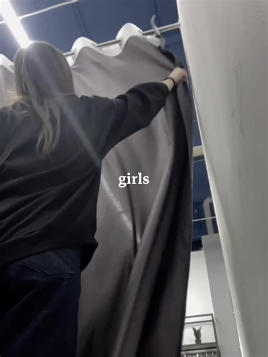 How to Hang Curtains Like a Pro: A Simple Guide