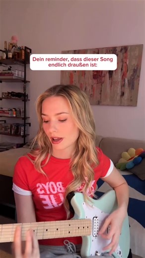 Esther Graf on Instagram: "Warum muss Liebe so hässlich sein.. 😭😭"