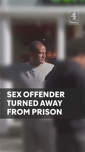 The Epping sex offender Hadush Kebatu, who’s thought to be in London after he was released yesterday from prison by mistake, was turned away from Chelmsford jail by staff when he tried to return and directed to the railway station instead. Kebatu was jailed just weeks ago for sexually assaulting a woman and a 14-year-old girl He was supposed to be deported but was wrongly categorised as a prisoner to be freed on licence. The Metropolitan Police are now leading the operation to find him. #Epping 