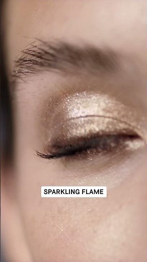 Glowing Holiday Makeup | Our Products | Bobbi Brown Cosmetics