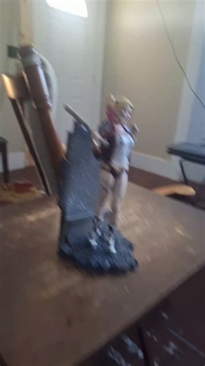 David Woods | Harleys morning fart Pandemonium #harleyquinn #dccomics #lol #funnyvideos #wtf | Instagram