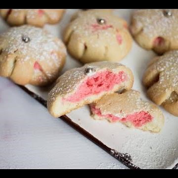 Colored cookies: fun and unique!