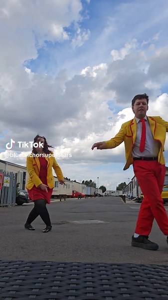 #holidaypark #blueanchorsuperstars #skegness #caravan