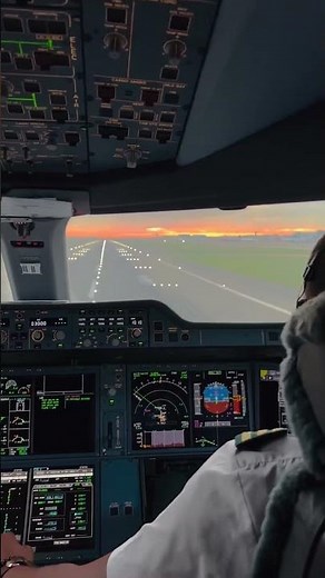 Stunning A350 Sunrise Landing at London Heathrow | Cockpit View