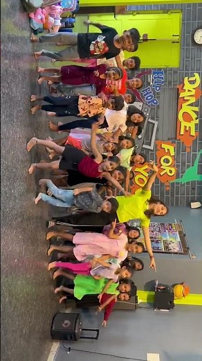 Hello Mister😍 #youtubeshorts #dance