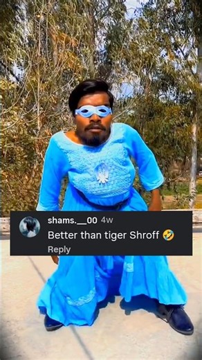 Batter then Tiger Shroff 🤣 #funnycomments #instagramroast #commentsreading #memes #thecomentpassxyz