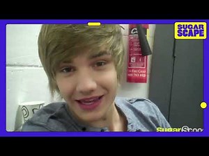 One Direction being iconic for nearly 4 minutes straight