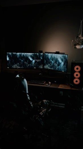 Cozy Desk Setup #desksetup #homeoffice #gamingsetup