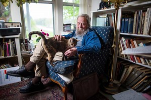 Donald Hall, 89, saw poetry as ‘school for feeling’
