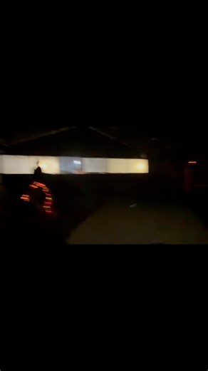 Toute l’équipe du Bousquet vous souhaite un joyeux Noël 🎄 Au club, il n’y a pas que le sapin qui brille de mille feux ! 🤩 Belles fêtes de fin d’année à tous, nous vous retrouvons en 2026, d’ici là les chevaux et poneys profitent de leurs journées de fêtes 🥳 #noel2025 #cheval #clubhippiquedubousquet #labege #toulouse #equitation #centreequestre #fetedefindannee #ffe #poney #horses #horseaddict #animations #sport #passion | Club Hippique du Bousquet