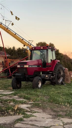 Exploring 2WD Boxcars at Brekken Farms