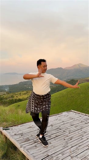 Pangalay dance with Sir Nazzer at Mt. Minandar! 🌅 | Mt. Minandar, Kusiong-DOS