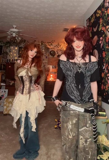 @Ash before anyone says anything, we do actually listen to metal & not js nu metal 😭. our parents were in bands so we grew up around it. we just liked the dance.