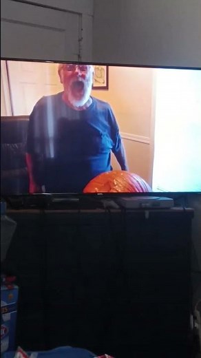 Angry Grandpa Scream in pumpkin