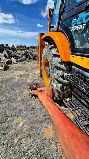 Unlimited smart beast feastables car sport climbing test #shorts #rccars