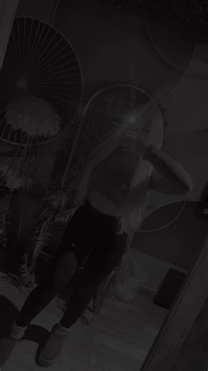 Videoclipuri postate de bxrantonia (@bxrantonia) cu sunet original - bxrantonia