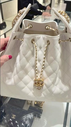 NEW CHANEL 25 Bag 💕Details and Comparing Small vs. Medium #chanel #chanelbag #chanelstyle