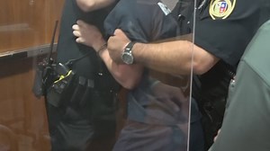 Teen gets into scuffle with bailiffs inside juvenile court