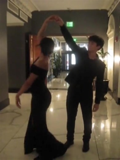 Nostalgic Moments from Last Prom with My Boyfriend