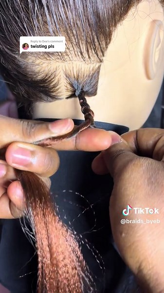 Replying to @Dee A very detailed tutorial on how to make twist braids. Hope this helps😊 #twisttutorial #knotlesstwists #tutorial #braidstutorial #hairtutorials