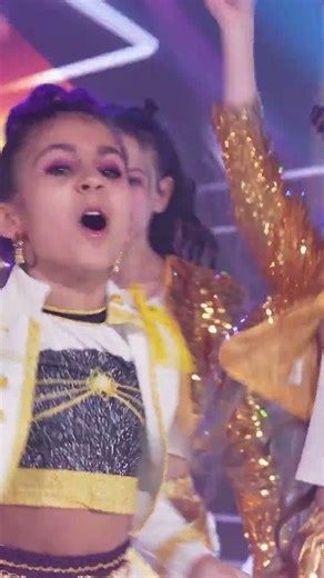 Nicole Iacobciuc - Golden