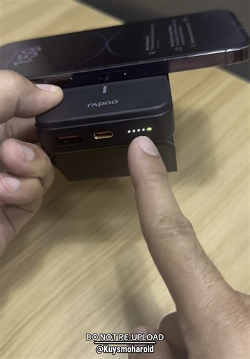 Rapoo RMG10: Compact Magnetic Wireless Powerbank