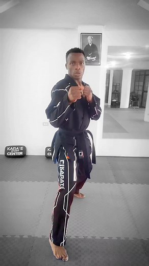 You’re in a Bar fight and the guy pulls out these moves, WDYD? | Karate Combat