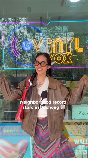 Vinylvox on Instagram: "A little tour of our record store and everything we’ve got inside. Come have a look! 👀"