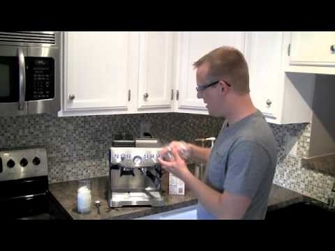 Make an Iced Latte at Home