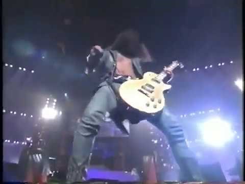 Guns N' Roses-November Rain Live At MTV Music Awards 1992