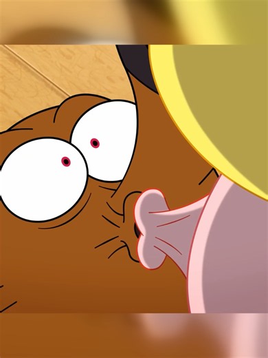 She fell in love with Zig at first sight ! 😍 #zigandsharko #cartoon #animation #onregardequoi #filmtok