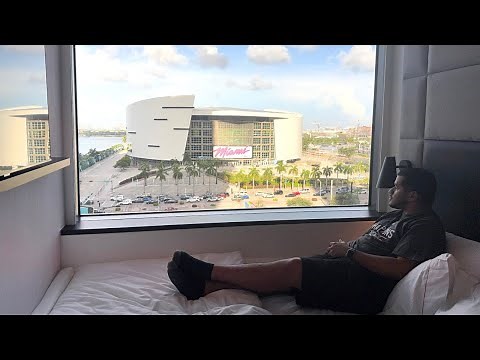 Staying At CitizenM Miami Worldcenter! | Worth It?